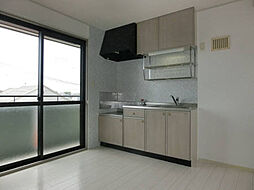 サニーコート 3階2DKのリビング/ダイニング