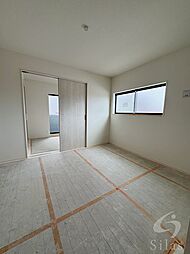 バルダ花園 3階1LDKのリビング/ダイニング