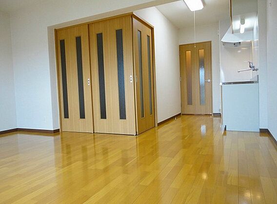 プルメリア_内装_0