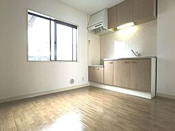 アンバービレッジS 101 1階2DKのリビング/ダイニング