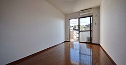 アドニスイースト 1階1Kのリビング/ダイニング