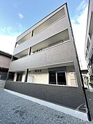 石津川駅より徒歩17分 3階 築3年10ヶ月の賃貸物件