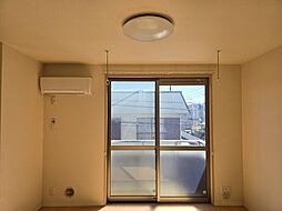 アヴァール妙典 2階2LDKのリビング/ダイニング