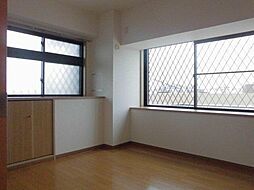 ルプソアール中浦和 5階3LDKのリビング/ダイニング