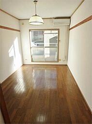 センチュリーユー 302 3階1Kのリビング/ダイニング