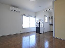 ハウスサンオミノ 201 2階ワンルームのリビング/ダイニング