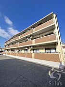 セントラルコート 3階 築25年8ヶ月の賃貸物件