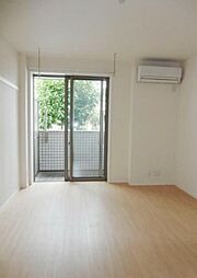 ルミエール港南台 1階1Kのリビング/ダイニング