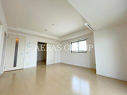 ロイヤルKJ 11階2LDKのリビング/ダイニング