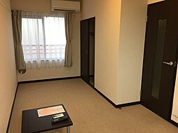 レオネクストカームネス 泉 2階1Kのリビング/ダイニング