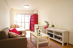 Tsgarden永山 212 2階ワンルームのリビング/ダイニング