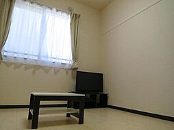 レオネクストパールシティ 2階1Kのリビング/ダイニング