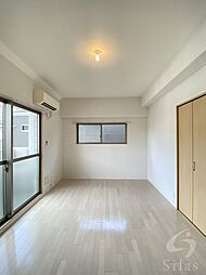 エナブル塚本II 5階1Kのリビング/ダイニング