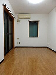 メゾン・ド・ネーフル 1階ワンルームのリビング/ダイニング