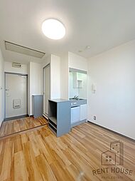 サウスウインド 2階ワンルームのリビング/ダイニング