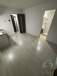 七道ハウス 1階1LDKのリビング/ダイニング