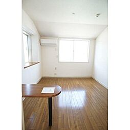 アドウェル西嶺C棟 2階ワンルームのリビング/ダイニング