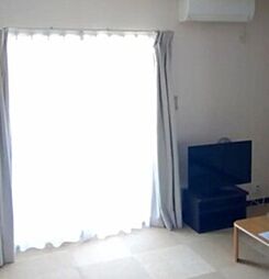 レオネクストインフィールドII 1階1Kのリビング/ダイニング