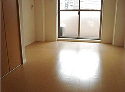 クレッセントコート 3階1DKのリビング/ダイニング