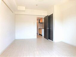 クリスタルコート 3階1Kのリビング/ダイニング