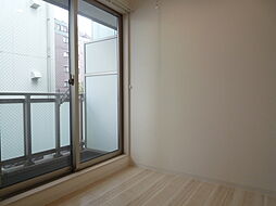 エリシオン西新井 203 2階1SKのリビング/ダイニング