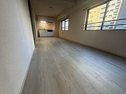 ロイヤルパレス綾瀬 3階1LDKのリビング/ダイニング