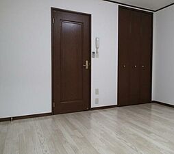 プラージュ 1階1Kのリビング/ダイニング