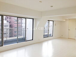 カスタリアお茶の水 703 7階1LDKのリビング/ダイニング