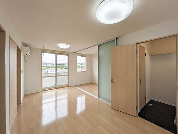 apartment 茨城県常陸大宮市石沢1584-4
石沢の賃貸情報を見る
物件地図