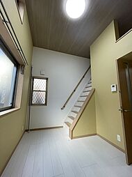 シュシュフルール 102 1階1Kのリビング/ダイニング