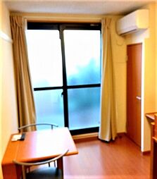 レオパレスKOYAMA TH 1階1Kのリビング/ダイニング