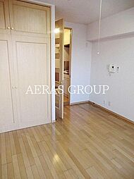 ロイヤルパレス池袋西 10階1Kのリビング/ダイニング