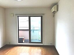 カーサ・フォンタナ 3階ワンルームのリビング/ダイニング