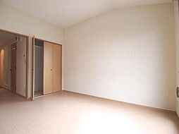 ア・カペラ 2階1Kのリビング/ダイニング