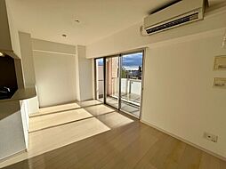 ベルファミーユ高根台II 5階1LDKのリビング/ダイニング