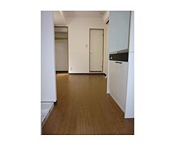 新東京タワーレジデンスＩＩ 104 1階ワンルームのリビング/ダイニング