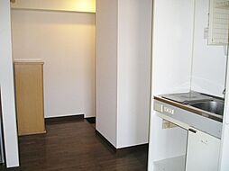 ベルソーナ北町 4階1Kのリビング/ダイニング