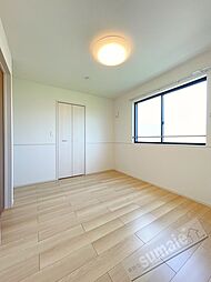 M・R・M　岩出II 2階2LDKのリビング/ダイニング