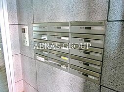 8 / 16