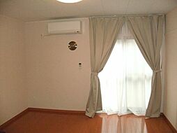 レオパレスラーナ 1階1Kのリビング/ダイニング