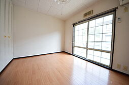 京王相模原線 南大沢駅 徒歩8分の賃貸アパート 1階1DKのリビング/ダイニング