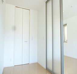 京成本線 国府台駅 徒歩3分の賃貸アパート 1階1LDKのリビング/ダイニング