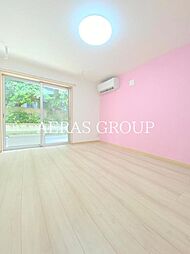 ウエストガーデン上十条 1階1Kのリビング/ダイニング