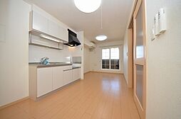 メゾンドシャルマンI 202 2階2DKのリビング/ダイニング