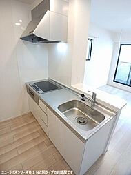 ラ・カーサ・フェリーチェ 2階2LDKのリビング/ダイニング