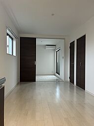 GRANDIR湊 3階1LDKのリビング/ダイニング