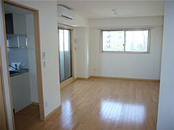 ロワジール三軒茶屋 2階1Kのリビング/ダイニング