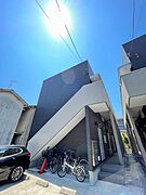 杉本町駅より徒歩6分 築8年1ヶ月 2階建の賃貸物件