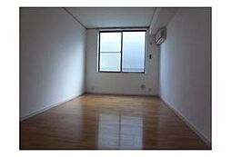 ジュネス三軒茶屋 1階1Kのリビング/ダイニング