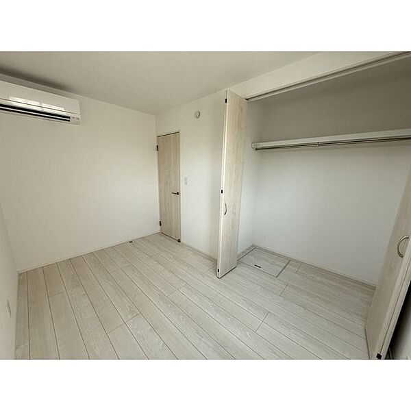 detached 東京都八王子市子安町２丁目35-12

地図を見る